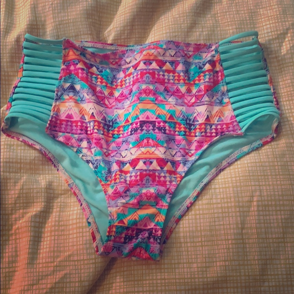 High waist bikini bottom. FINAL PRICE MARKDOWN